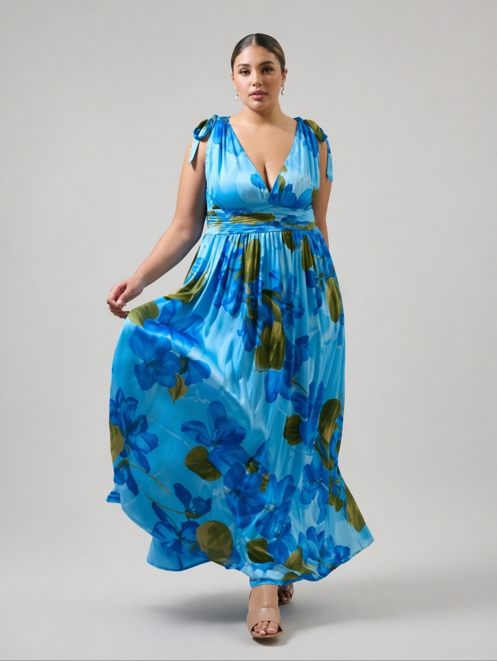 NWT Sugarlips Blue Floral Maxi Dress 3X Plus Size V-Neck Flowy Wedding Guest - Picture 3 of 5